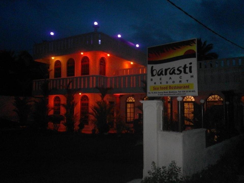 Oyo 459 Barasti Beach Resort Калутара Екстериор снимка
