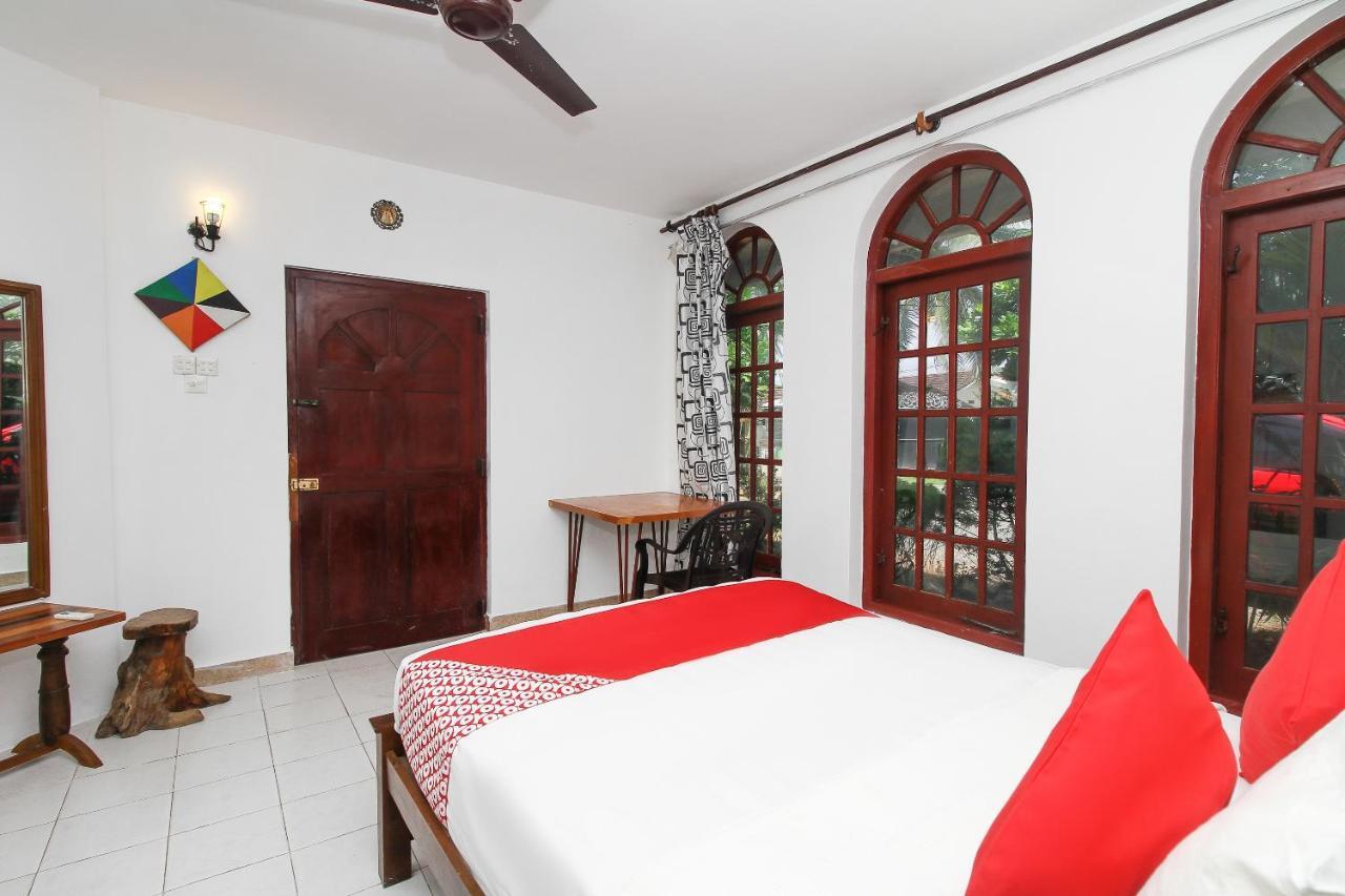 Oyo 459 Barasti Beach Resort Калутара Екстериор снимка