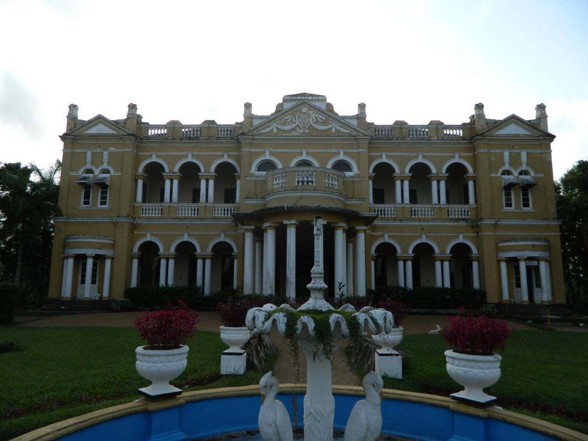 Oyo 459 Barasti Beach Resort Калутара Екстериор снимка